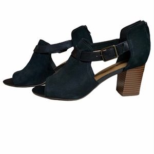 Clarks Women's Black Deva Valeria Pump Size 9.5